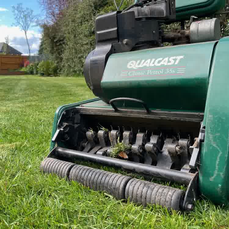 Powered scarifier